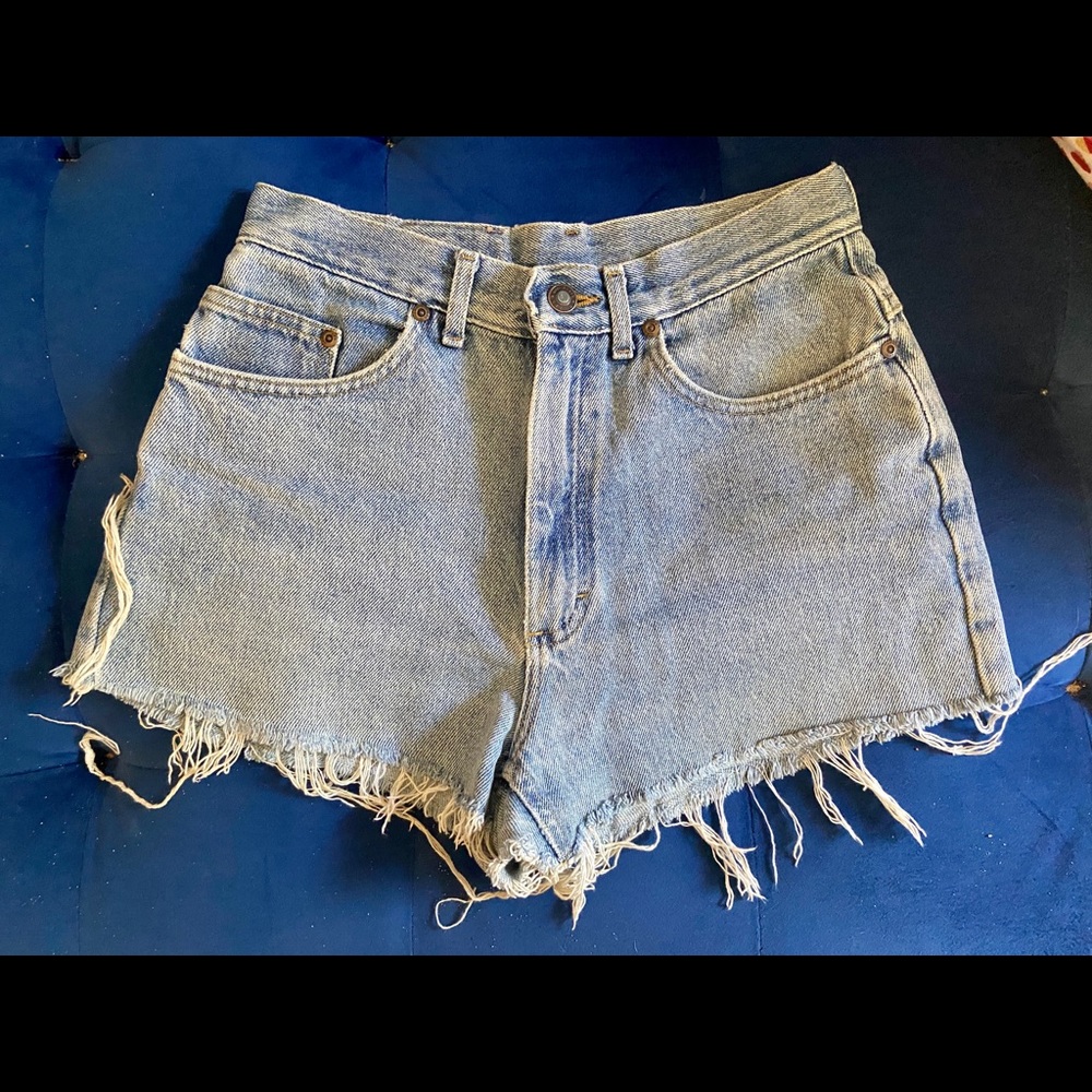 LEE VINTAGE high waisted jean shorts size 26
